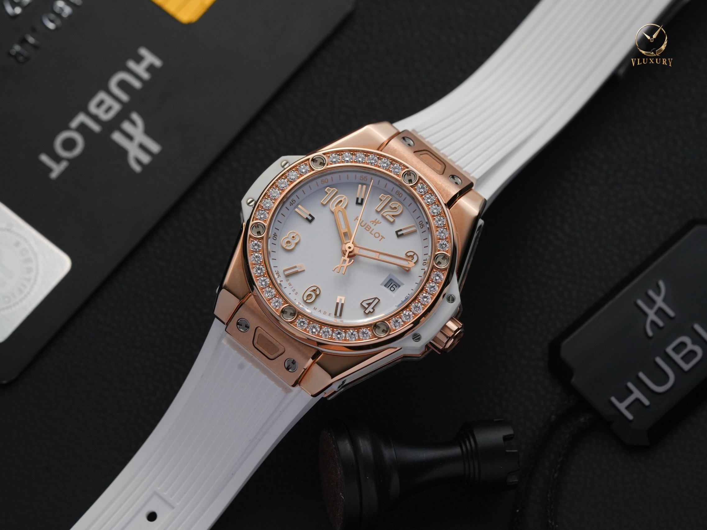 ĐỒNG HỒ HUBLOT BIGBANG ONE CLICK KING GOLD WHITE DIAMONDS