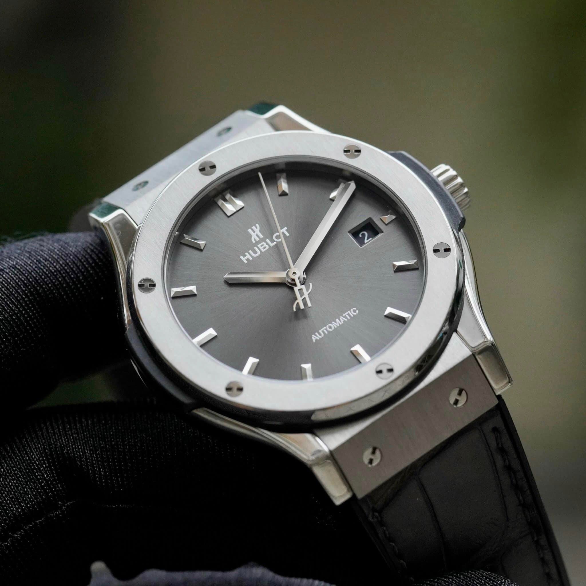 ĐỒNG HỒ HUBLOT CLASSIC FUSION  GREY 42MM