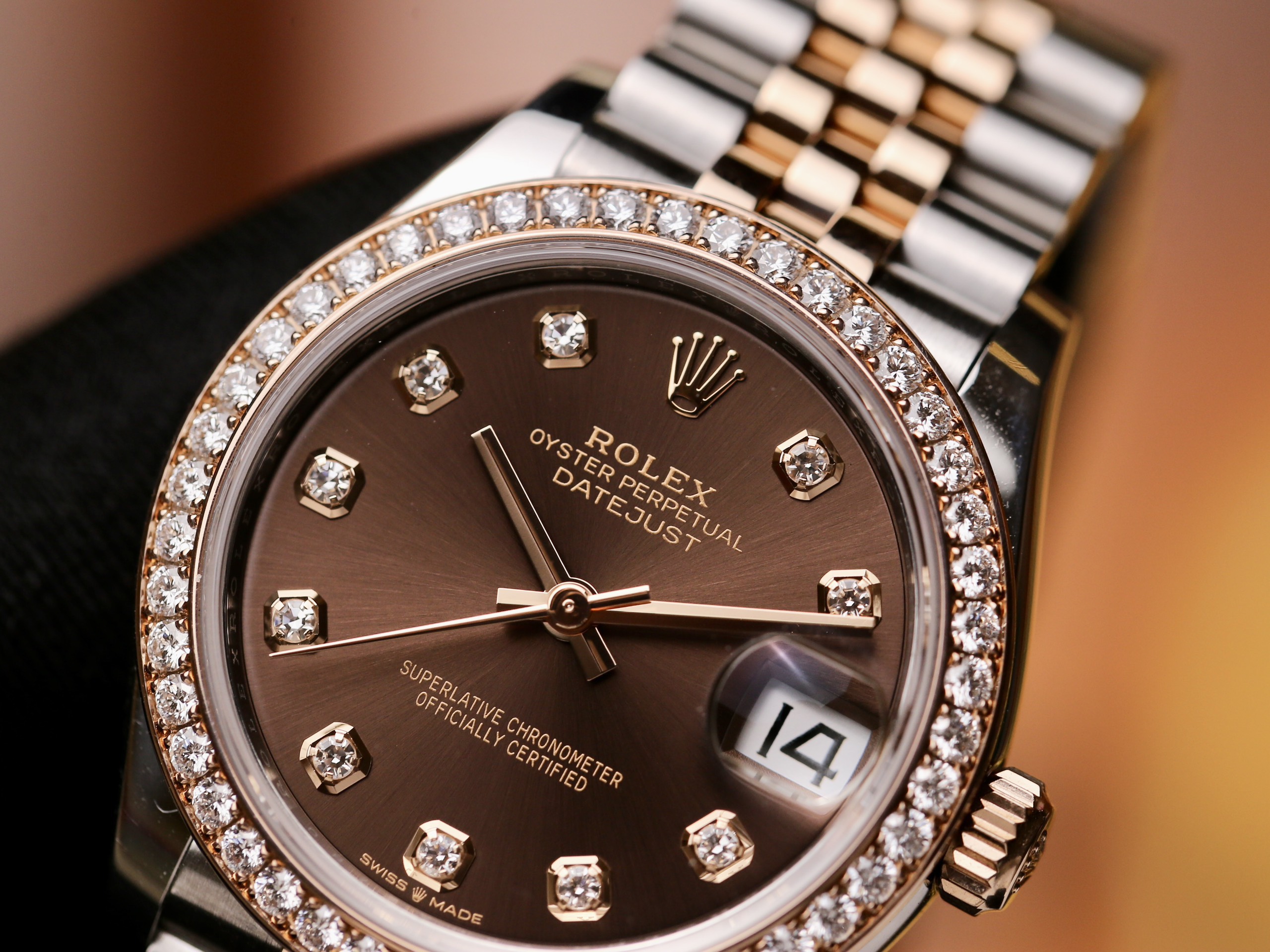 Rolex Date Just 278381RBR : Món quà ý nghĩa dành tặng chị em 20/10